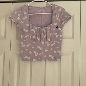 Hollister Rutched Short Sleeve lavender tee💜💜